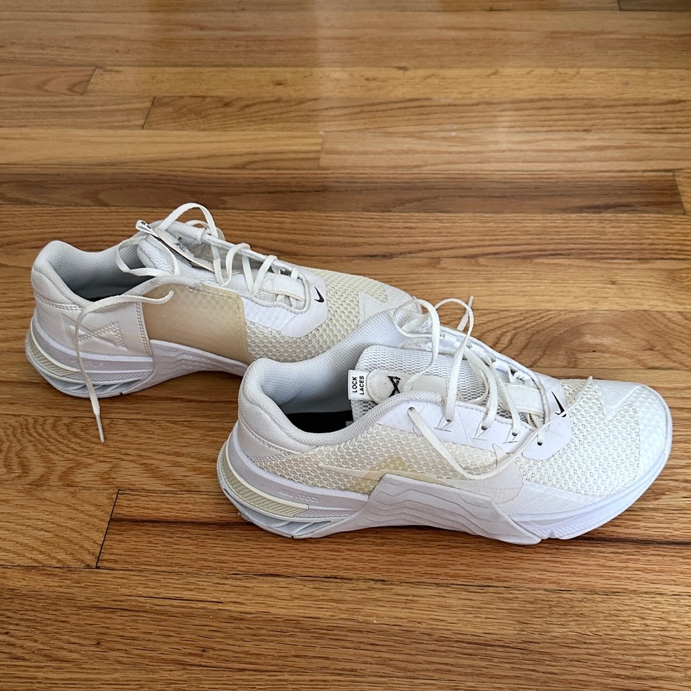 Nike Women’s White and Beige Sneakers